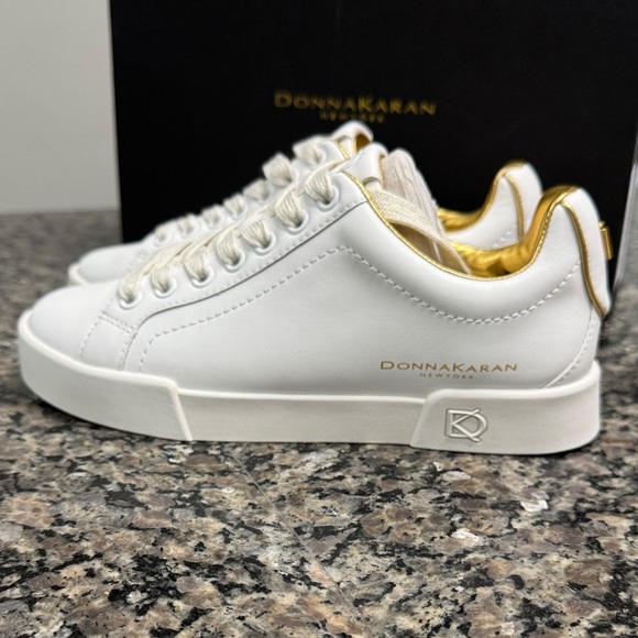 Donna Karan Donna - Lace Up White and Gold Sneakers NWT 5.5 - Picture 5 of 12